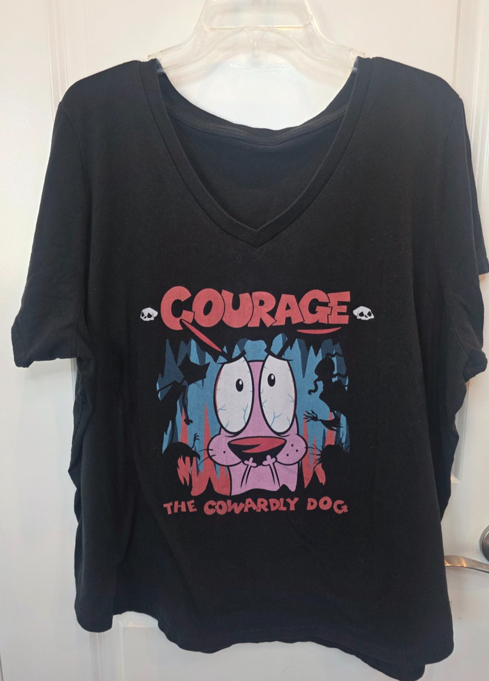 Retro TV Cartoon Graphic T-Shirt Women's Black Courage The Cowardly Dog V-Neck